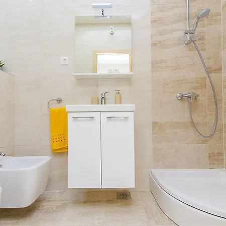 Nena Apartman *